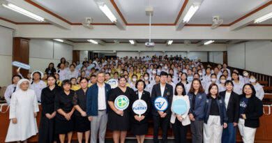 ซันโทรี่ เบเวอเรจ แอนด์ ฟู้ด (ประเทศไทย) สนับสนุน อย. และ FoSTAT เปิดฉากกิจกรรม “Smart Kids with Good Health” ส่งเสริมโรงเรียนต้นแบบ อย.น้อย 10 แห่งทั่วประเทศ สร้างเยาวชนไทยฉลาดเลือก กินดี สุขภาพดี